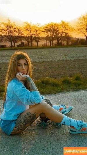 Julia Schäfer photo #0013