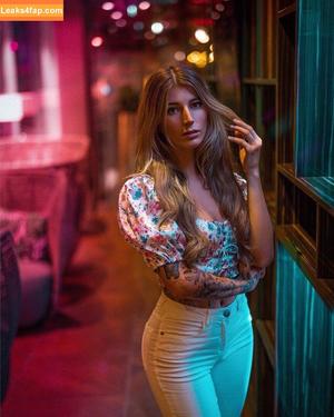 Julia Schäfer photo #0016