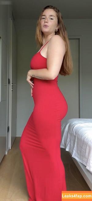 Julia Schulze photo #0413