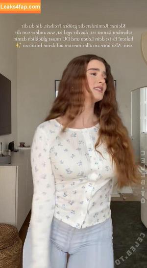 Julia Schulze photo #0421