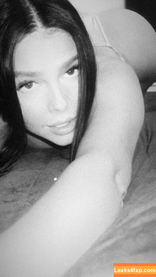 Julia Scott / juliascottyy leaked photo photo #0009