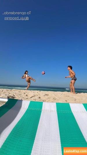 Julia Soares photo #0095