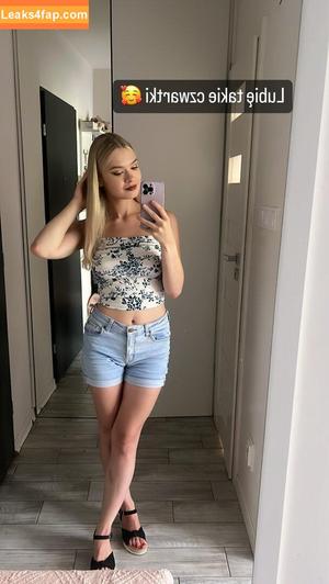 Julia Wróblewska photo #0010