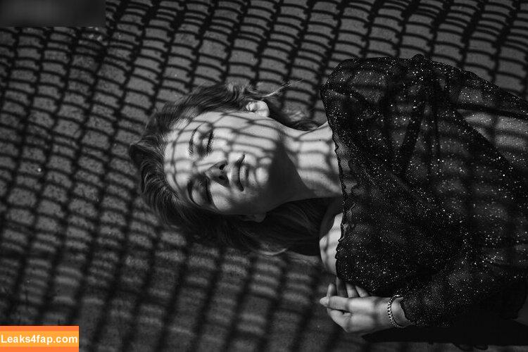 Julia Wulf / Juleslw слитое фото фото #0069