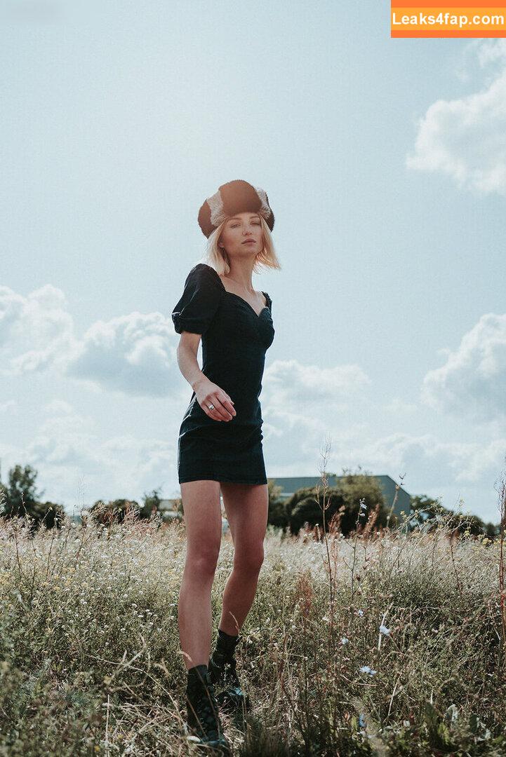 Julia Wulf / Juleslw leaked photo photo #0072