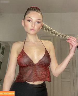 Julia Wulf photo #0021