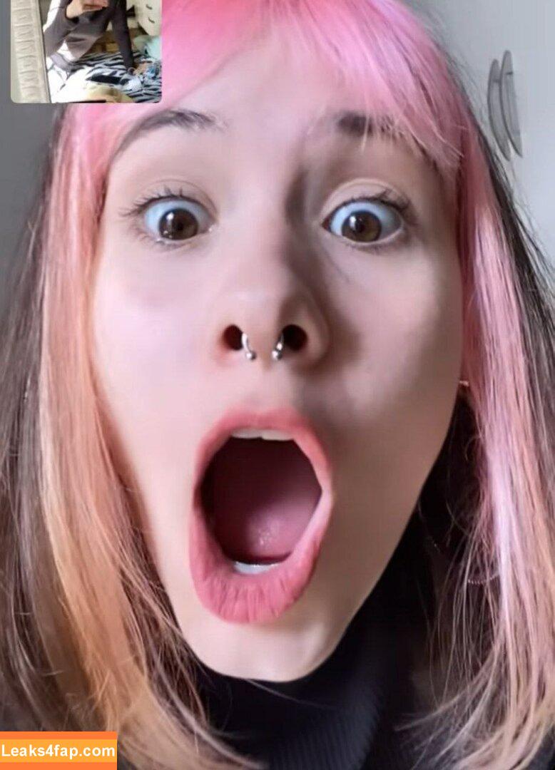 Juliakbarni / missmiapeaches leaked photo photo #0004