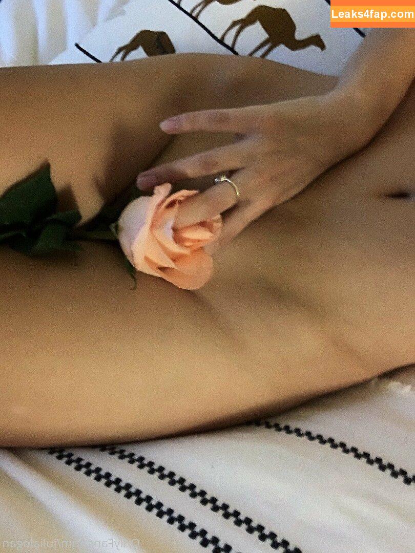 julialogan / julia__logan leaked photo photo #0017