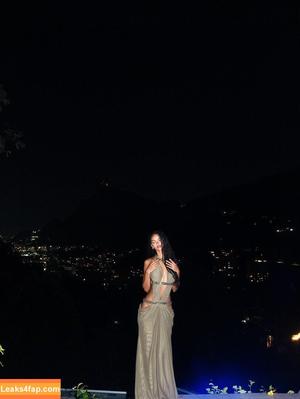 Juliana Nalu фото #0711