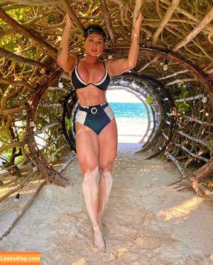 Juliana Salimeni photo #0121