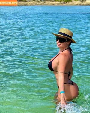 Juliana Salimeni photo #0145