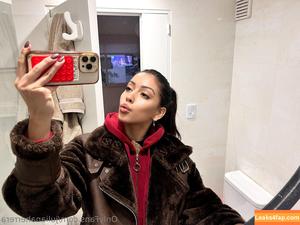 julianaherrera фото #0116