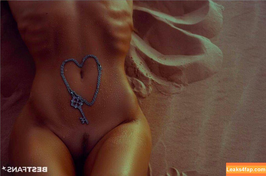 Juliane Seyfarth / Nayeli Rose / jumottax leaked photo photo #0018