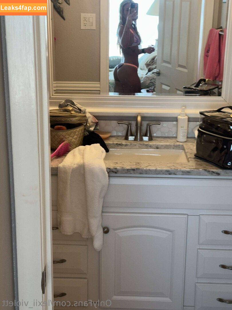 juliannapeyton / thejuliannapeyton leaked photo photo #0008