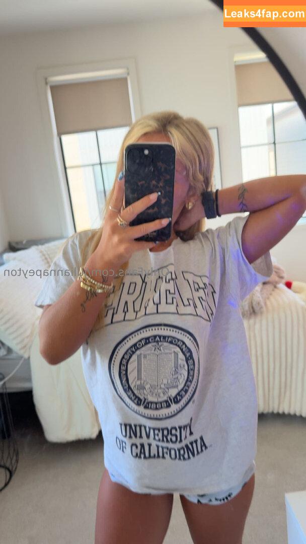 juliannapeyton / thejuliannapeyton leaked photo photo #0065