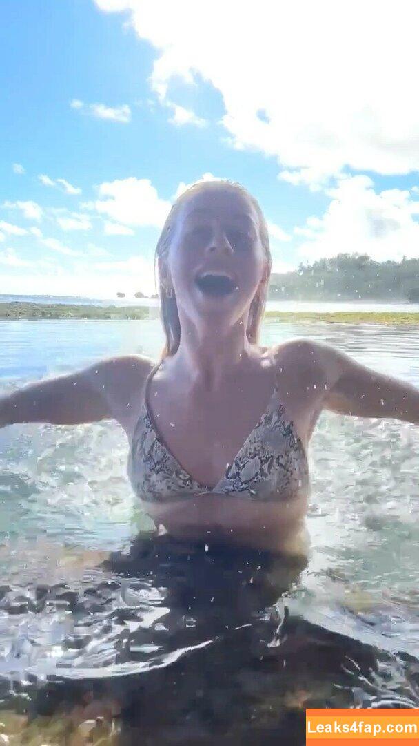 Julianne Hough / juleshough leaked photo photo #0129