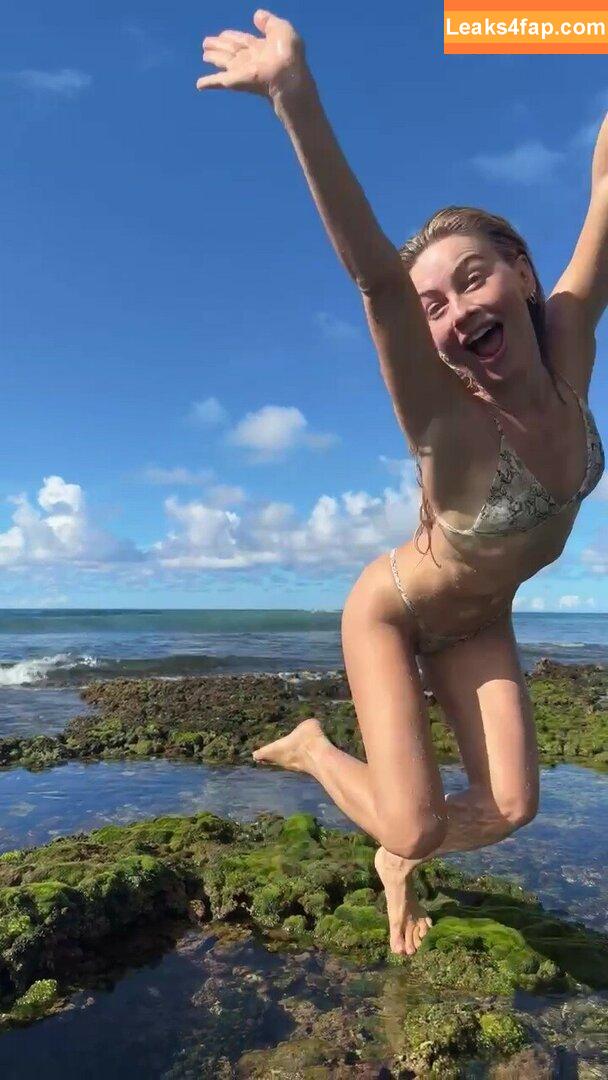 Julianne Hough / juleshough leaked photo photo #0141