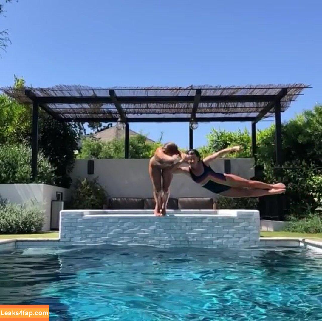 Julianne Hough / juleshough leaked photo photo #0179