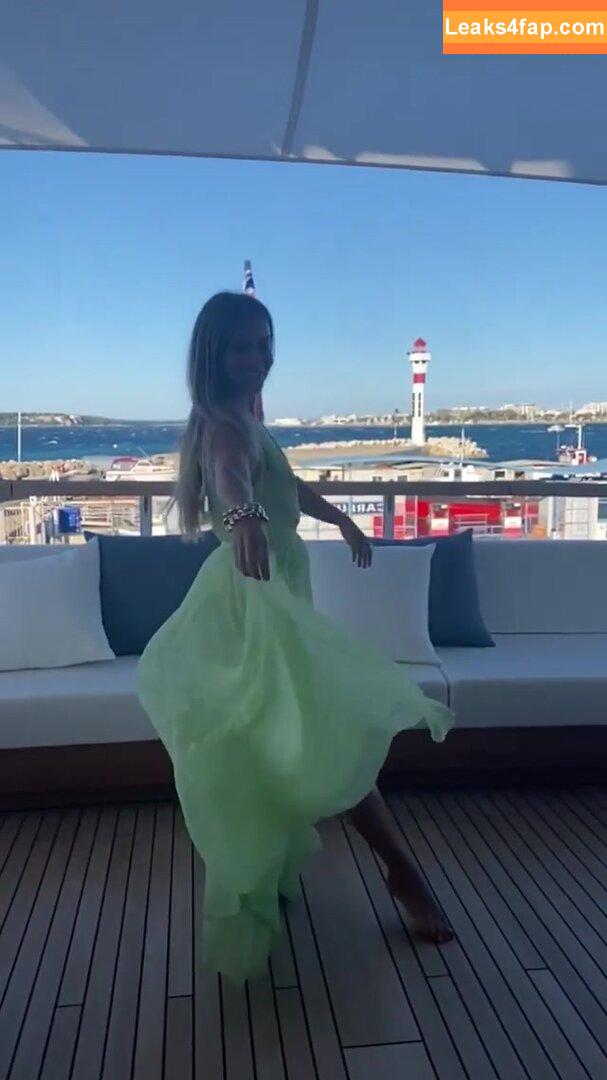 Julianne Hough / juleshough leaked photo photo #0181