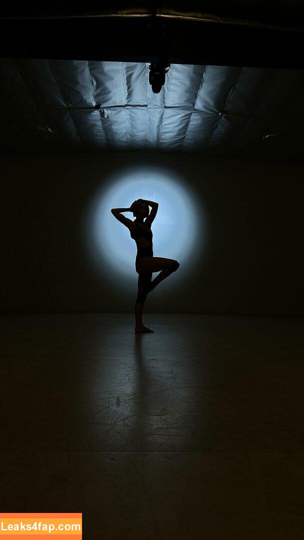 Julianne Hough / juleshough leaked photo photo #0264