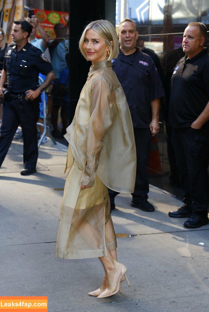 Julianne Hough / juleshough leaked photo photo #0442