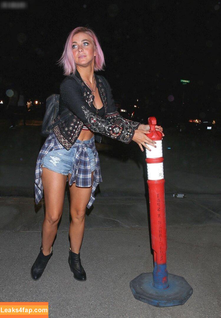 Julianne Hough / juleshough leaked photo photo #0523