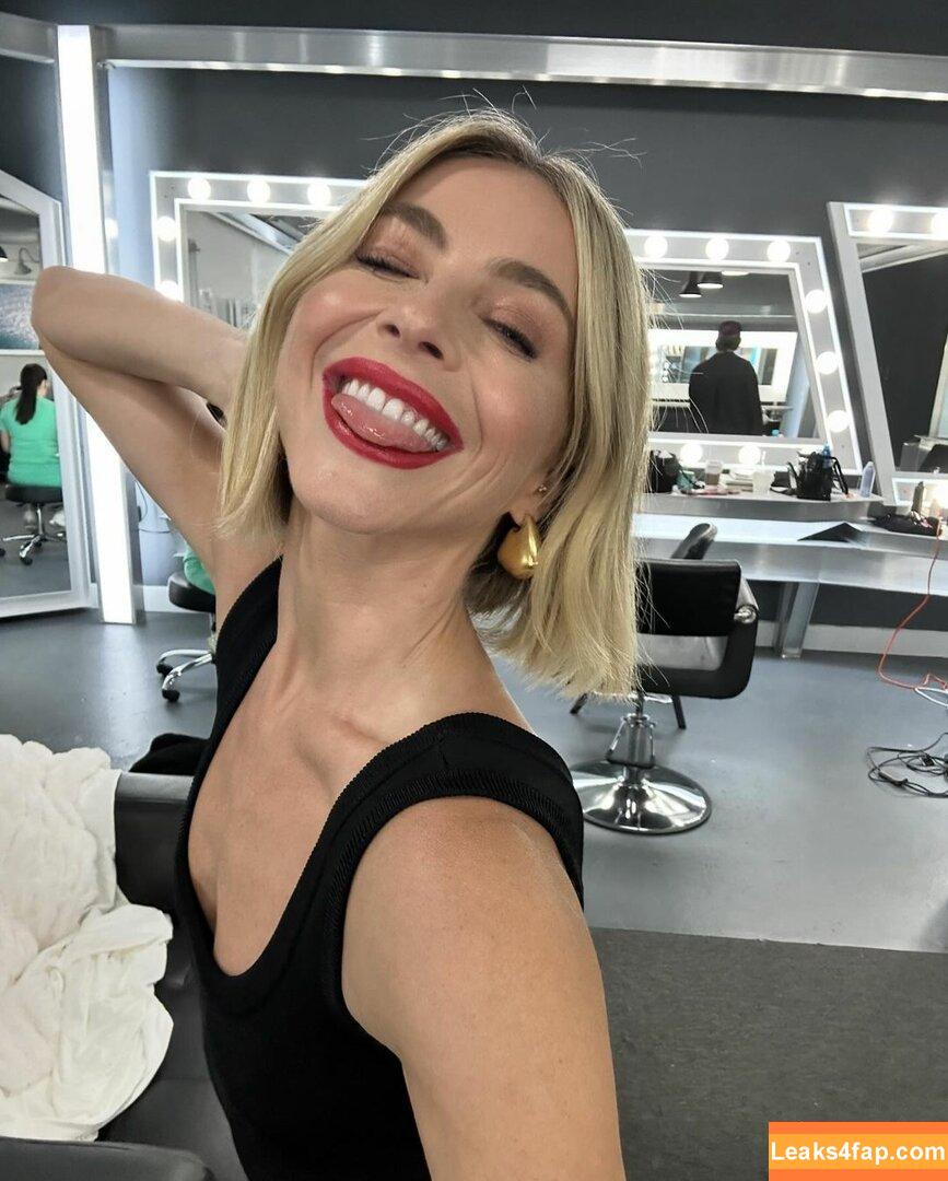 Julianne Hough / juleshough leaked photo photo #0573