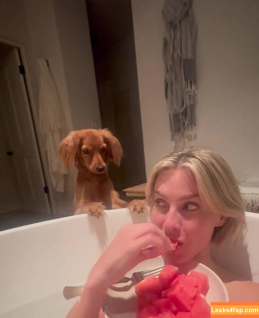 Julianne Hough / juleshough leaked photo photo #0576