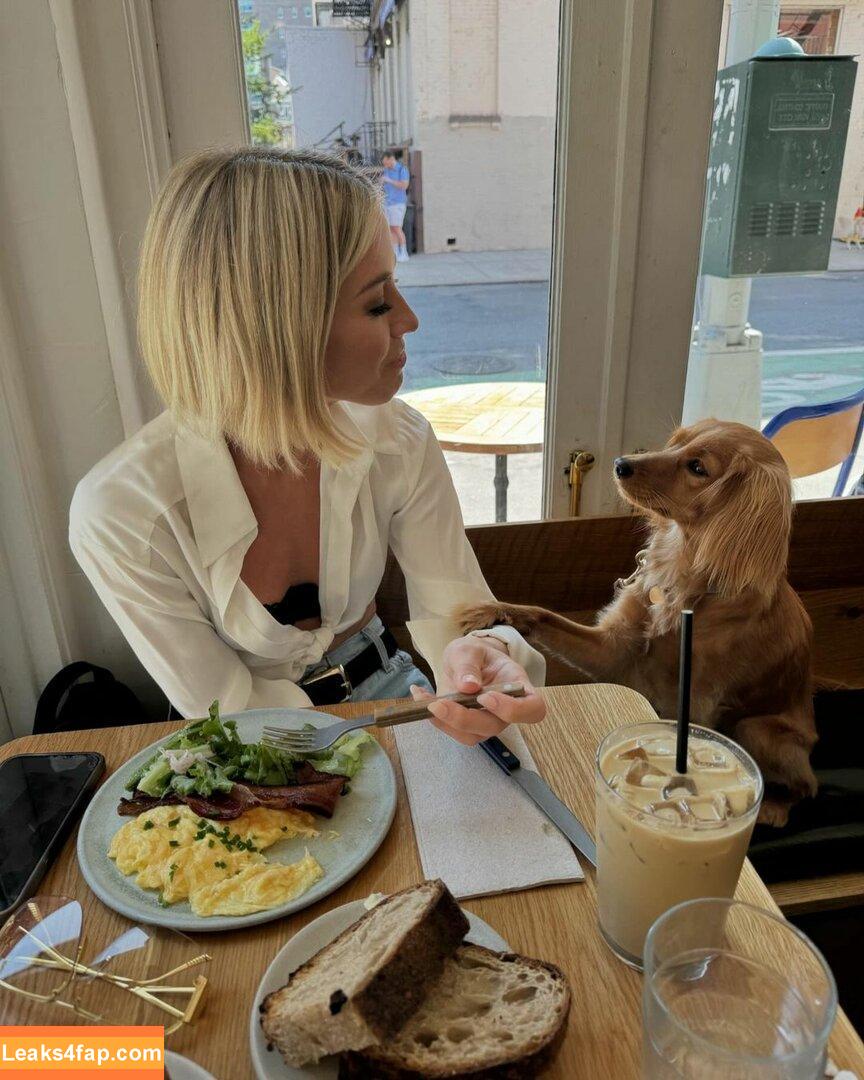 Julianne Hough / juleshough leaked photo photo #0690