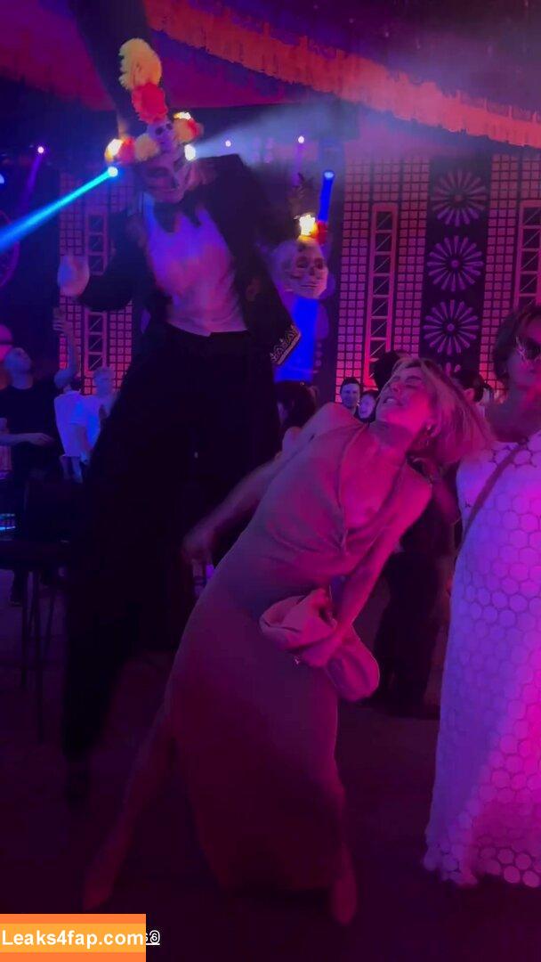 Julianne Hough / juleshough leaked photo photo #0799