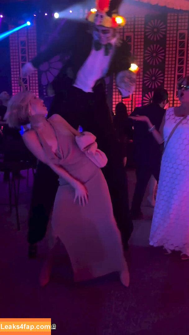 Julianne Hough / juleshough leaked photo photo #0808