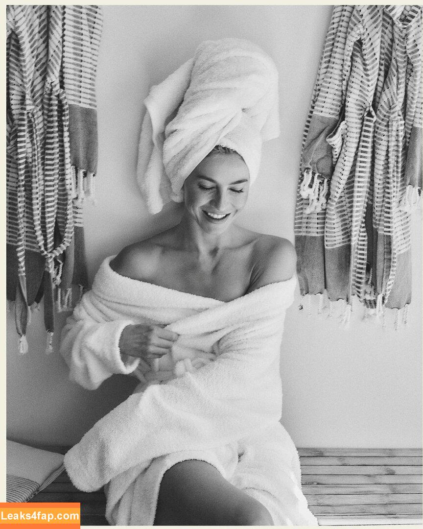 Julianne Hough / juleshough leaked photo photo #0833