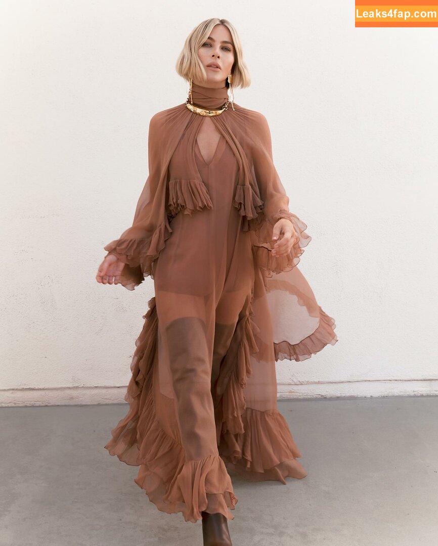 Julianne Hough / juleshough leaked photo photo #0936