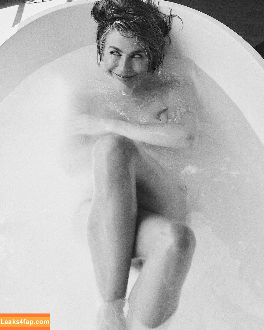 Julianne Hough / juleshough leaked photo photo #0953
