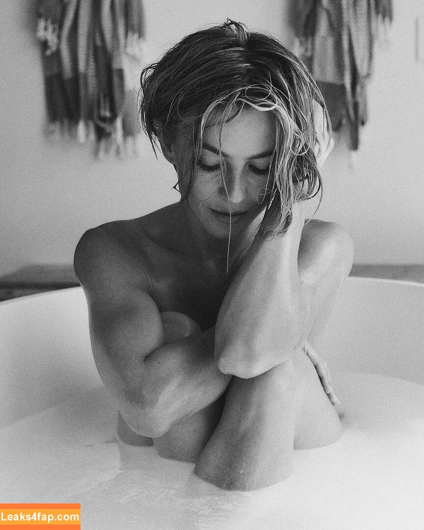 Julianne Hough / juleshough leaked photo photo #0956