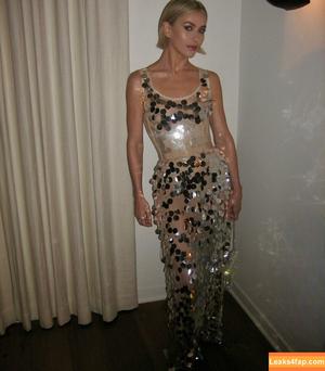 Julianne Hough photo #0207