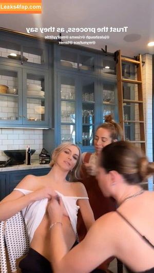 Julianne Hough photo #0327