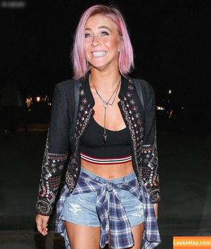 Julianne Hough photo #0526