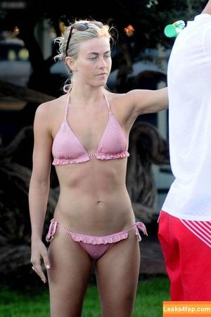 Julianne Hough photo #0532