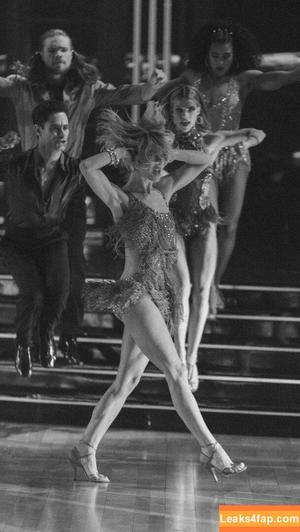 Julianne Hough photo #0854
