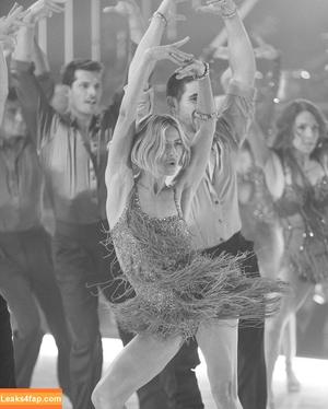 Julianne Hough photo #0860