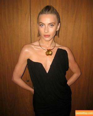 Julianne Hough photo #0981