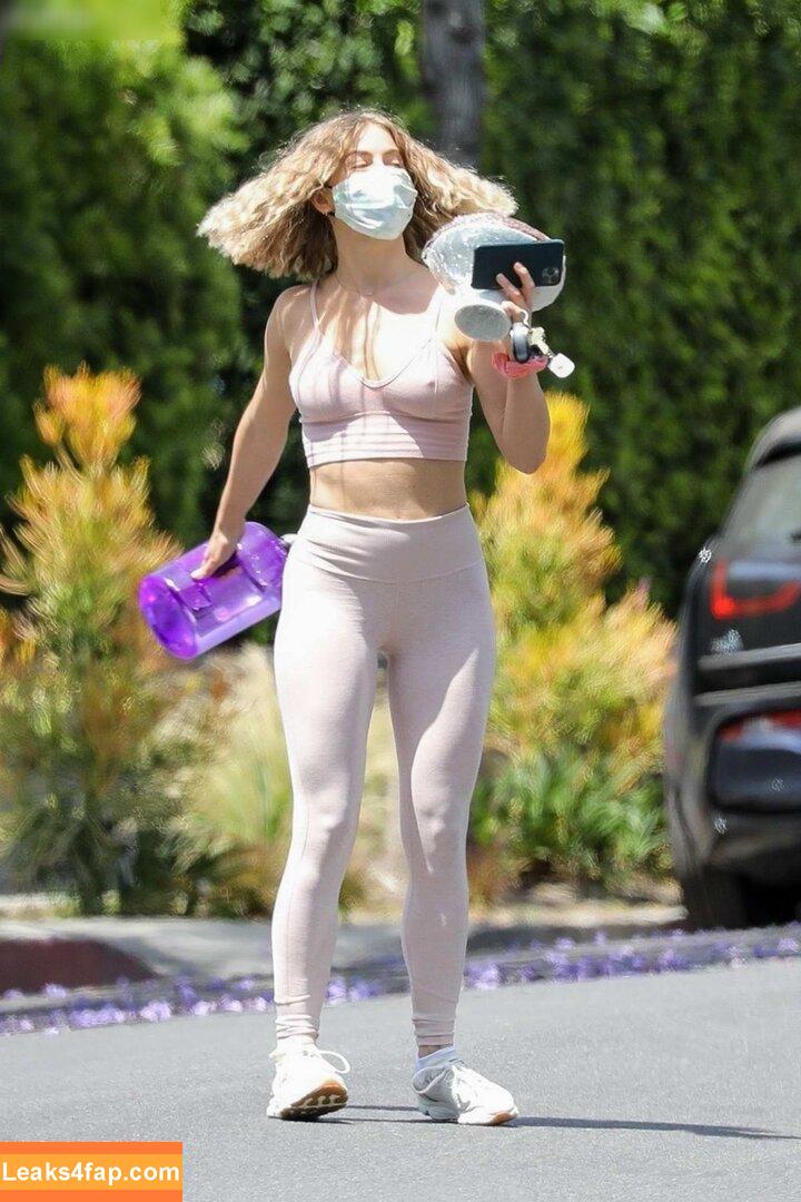 Julianne Hough / juleshough leaked photo photo #1163