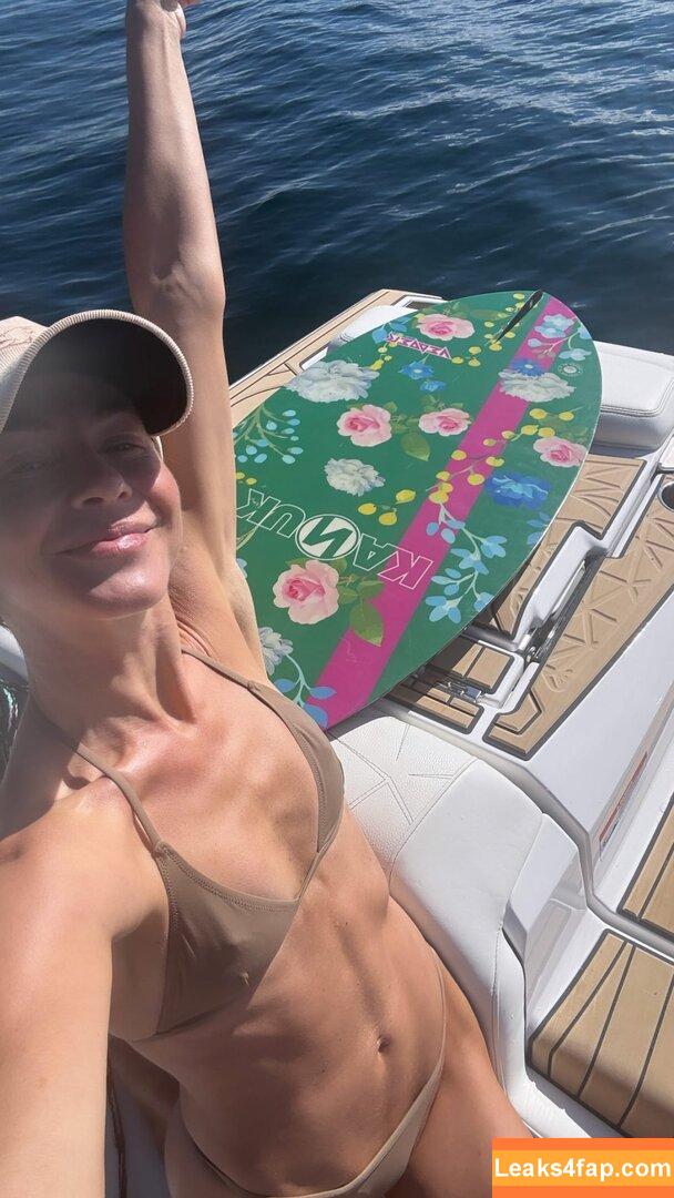 Julianne Hough / juleshough leaked photo photo #1198