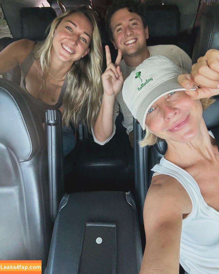 Julianne Hough / juleshough leaked photo photo #1226