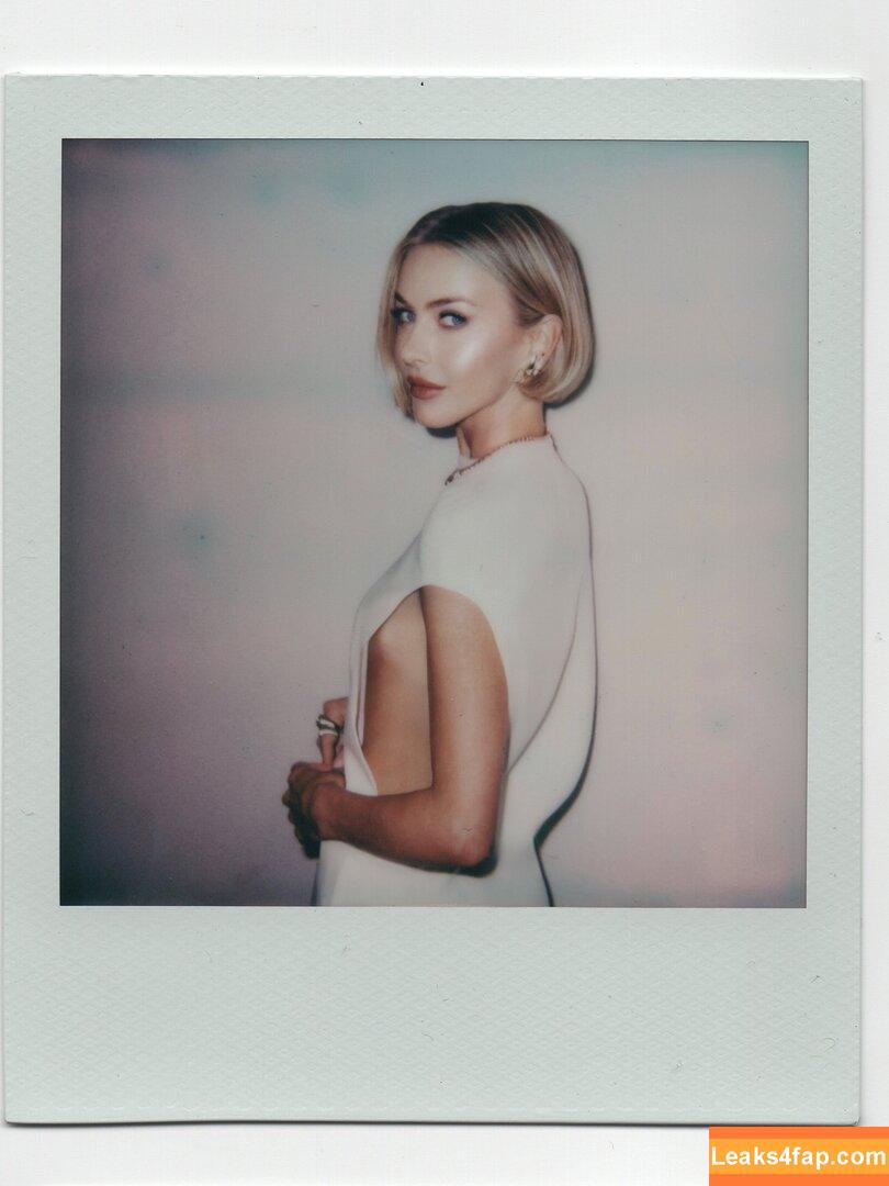 Julianne Hough / https: / juleshough leaked photo photo #1294