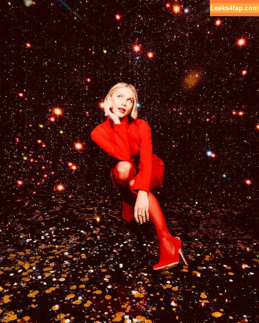 Julianne Hough / https: / juleshough leaked photo photo #1302