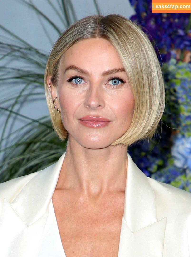 Julianne Hough / https: / juleshough leaked photo photo #1371