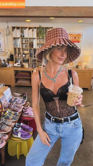 Julianne Hough photo #1230