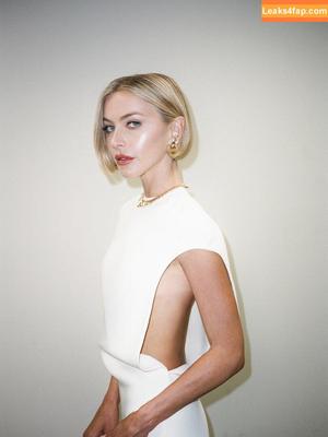 Julianne Hough photo #1297